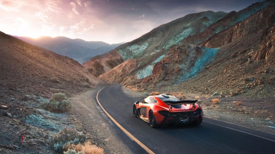  McLaren P1 in Death Valley 2015 года  (US) (фото 9 из 10)